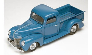 Revell 1/24 '40 Ford Custom