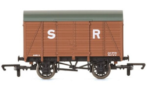 Hornby SR Vent Van