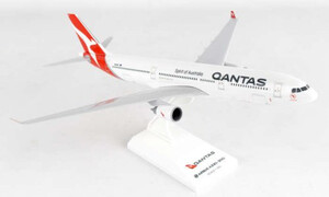 Skymarks 1/200 A330-300 Qantas New Livery SKR928