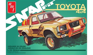 AMT Models 1/25 1980 Toyota Hilux SR5 Pickup (Snap) AMT1114M