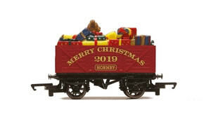 Hornby Christmas Plank Wagon 2019 R6932