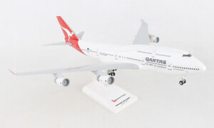 Skymarks 1/200 QANTAS B747-400 w/Gear HARS Museum Version SKR1026