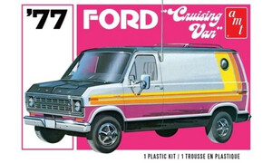AMT Models 1:25 1977 Ford Cruising Van 2T AMT1108M
