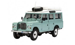 Revell Land Rover Series III Model Set 67047