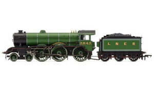 Hornby LNER B17/2 Class 2842 Kilverstone Hall R3447