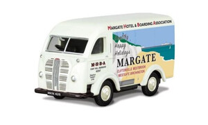 Hornby Austin K8 Van Margate Hotel R7243