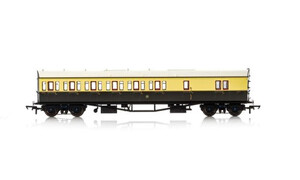 Hornby GWR, Collett 57' Bow Ended D98 Six Compartment Brake Third Left Hand R4876