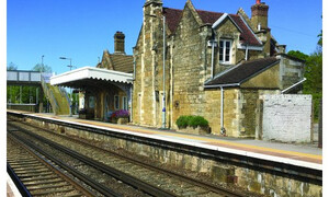 Hornby South Eastern Railway Platform Shelter R7364