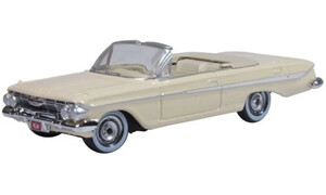 Oxford Almond Beige White Chevrolet Impala 1961 87CI61005