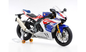 Tamiya Honda CBR1000RR-R Fireblade SP T14141