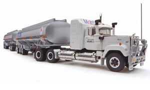 Highway Replicas Tanker Road Train Mobil 12028