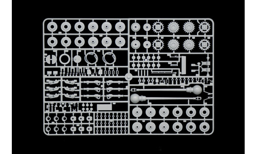 Italeri SD.KFZ.184 PANZERJAGER ELEFANT Plastic Model Kit 0211S