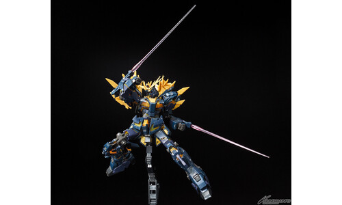 Bandai 1/144 GUNDAM RG Unicorn Gundam 02 Banshee Norn