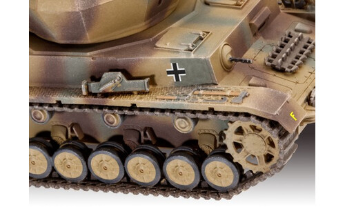 Revell Flakpanzer IV Wirbelwind 2 cm Flak 38