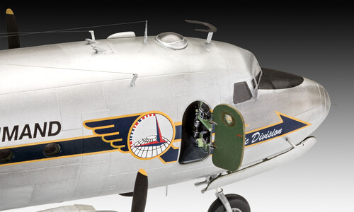 Revell Gift Set 75th Anniversary Berlin Airlift 05652 Right Side
