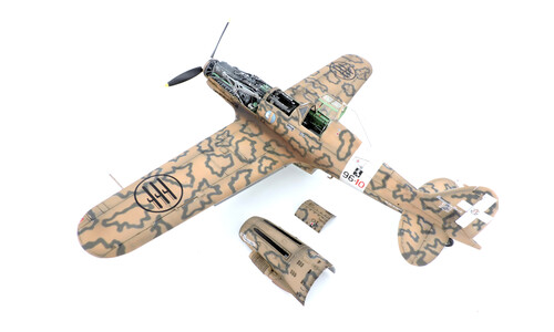 Italeri Macchi MC.202 Folgore 2518 Left-Back