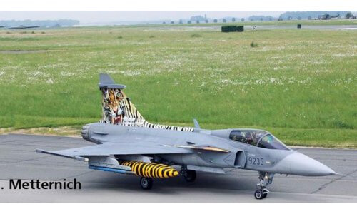 Revell Saab JAS 39C Gripen