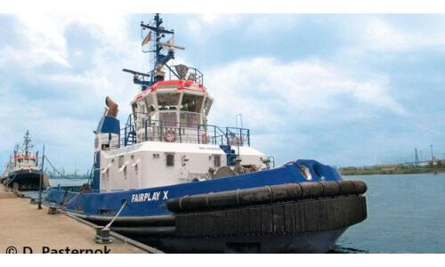 Revell Harbour Tug Boat