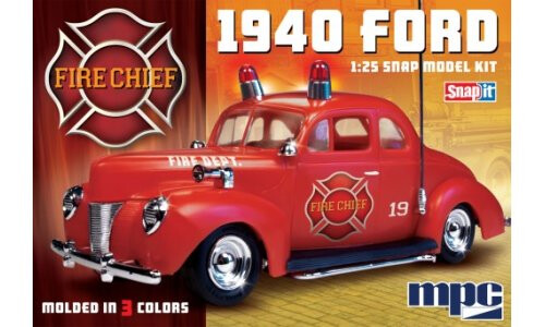 MPC Models 1940 Ford Fire Chief Super Snap MPC815