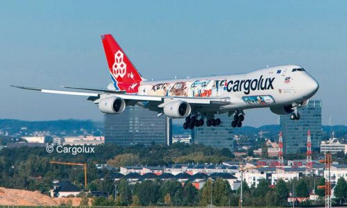 Revell Boeing 747-8F Cargolux