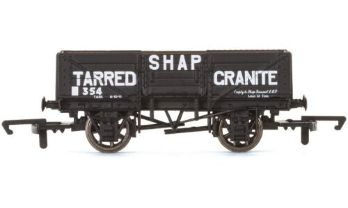 Hornby 5 Plank Wagon 'Shap Tarred