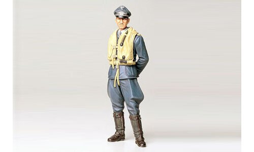 Tamiya 1/16 German Luftwaffe Ace Pilot 36302