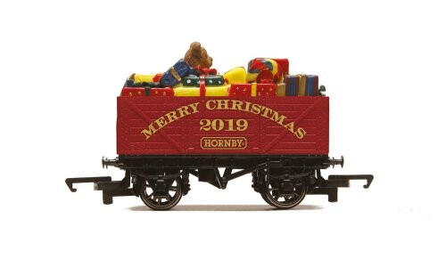 hornby christmas train 2019