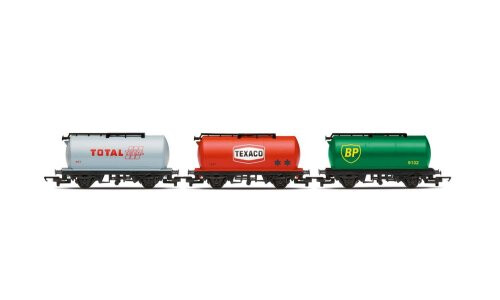 Hornby Petrol Tankers three pack R6891