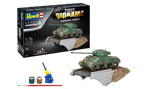 Revell First Diorama Set Sherman Firefly 03299