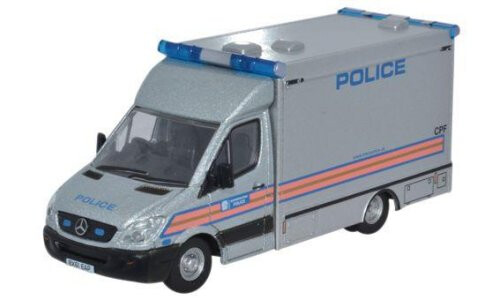 Oxford Diecast Mercedes Explosives Ordnance Disposal Police 76MA003