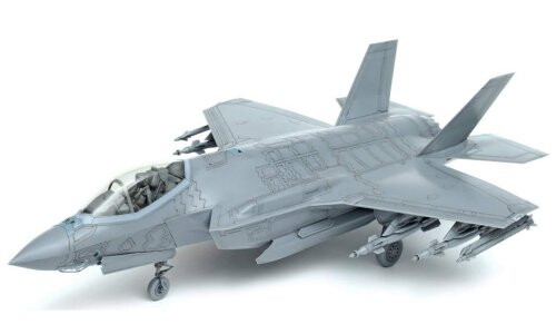 Tamiya Lockheed Martin F-35A  61124 Plastic Model Kit 61124