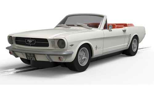 Scalextric James Bond Ford Mustang – Goldfinger C4404