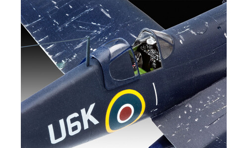 Revell Model F4U-1B Corsair Royal Navy 63917