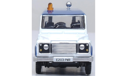 Oxford Land Rover Defender LWB British Gas 76DEF019 Front