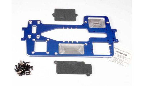 Traxxas  Blue anodized 7075-T6 aluminum