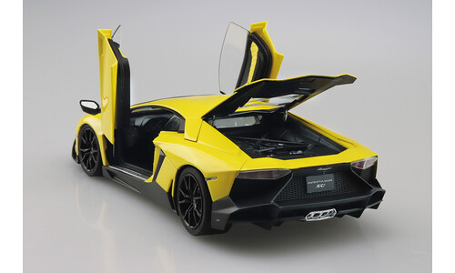 Aoshima Lamborghini Aventador A005982 Doors Open