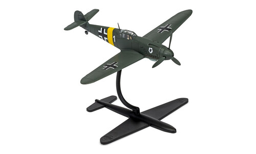 Airfix Starter Set - Messerschmitt Bf109F-4 A55014 Right-Front