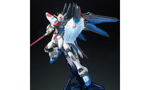 1/100 MG Strike Freedom Full Burst