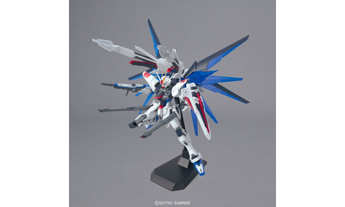 Gundam 1/100 Freedom Gundam Ver 2.0 MG