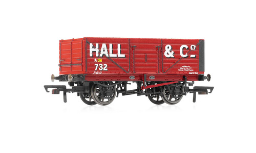 Hornby Triple Wagon Pack,  Hall & Co - Era 3 R60104