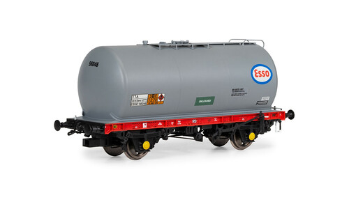 Hornby BR, TTA Tanker Wagon, Esso 56046 - Era 8 R60208 Side-Rear